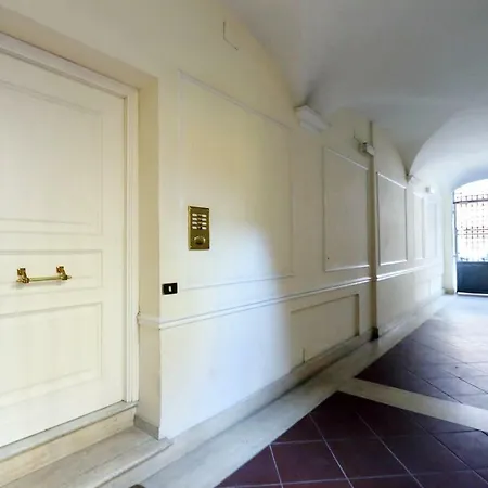 Apartment Style Julia 50 Mt From Colosseum Rome